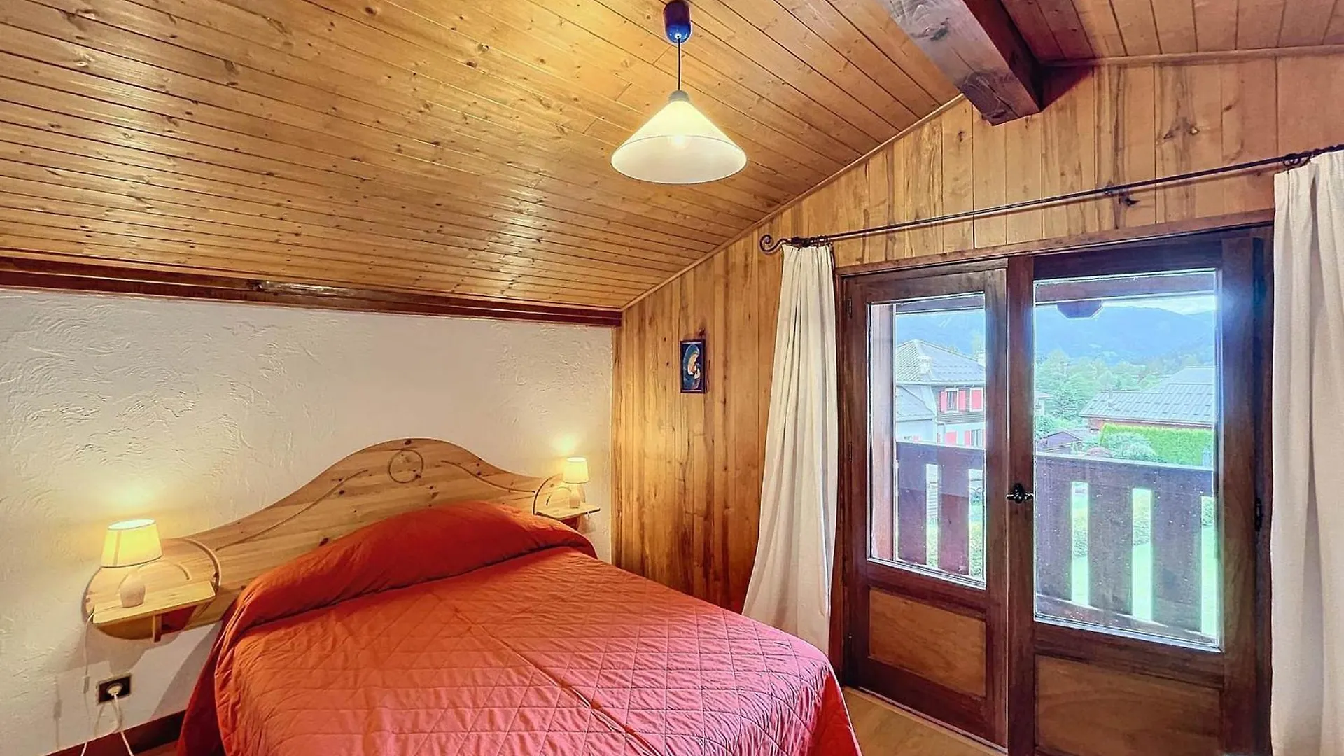 Chalet A Chamonix, 54M², 3 Chambres, 6 Personnes - 16 Clos Des Outannes, 74400 Chamonix-Mont-Blanc - Fr-1-507-79 France